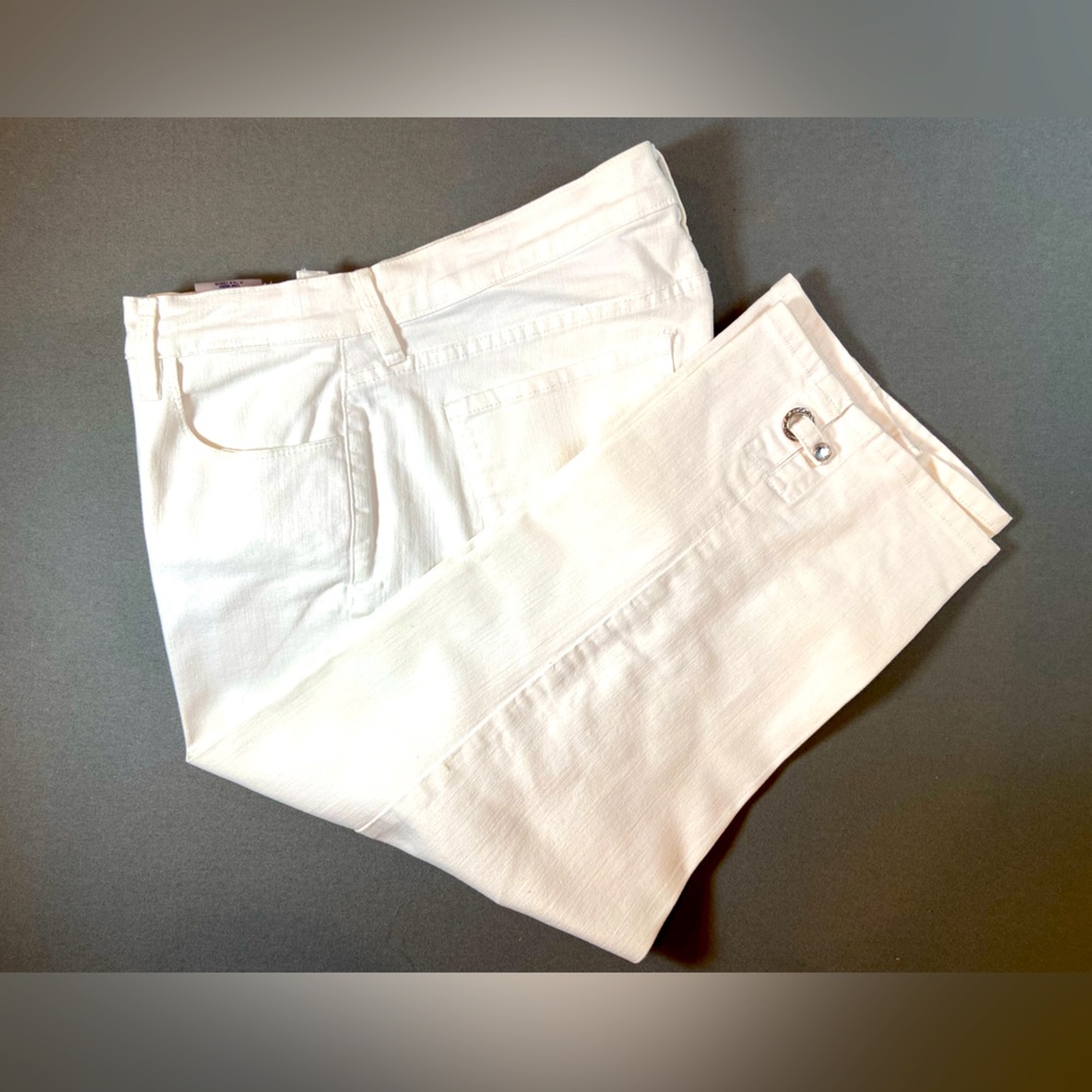 Not Your Daughters Jeans White Capris Bling Detail Size 14W